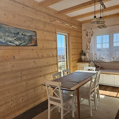 Dom Na Slodkim Wzgorzu *