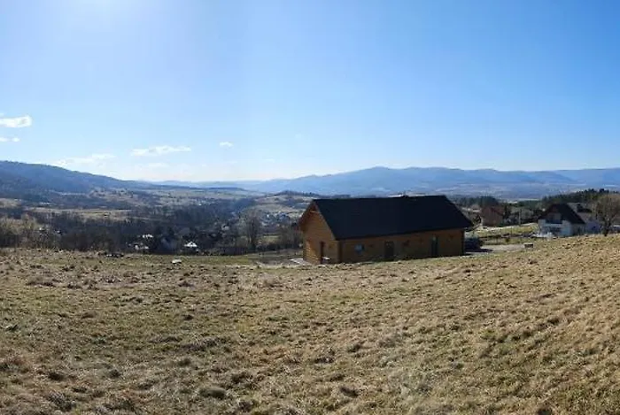 Dom Na Slodkim Wzgorzu *